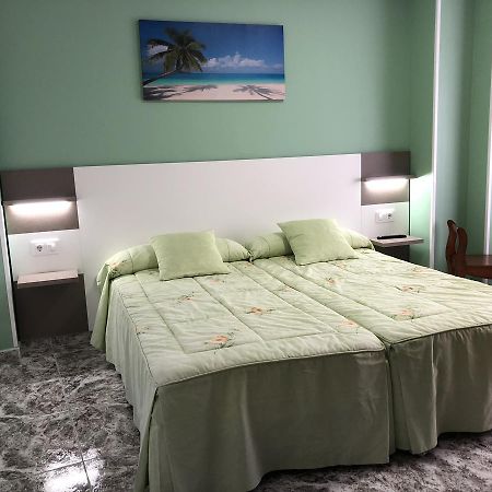 Pension Casa Prieto 比利亚隆加 外观 照片
